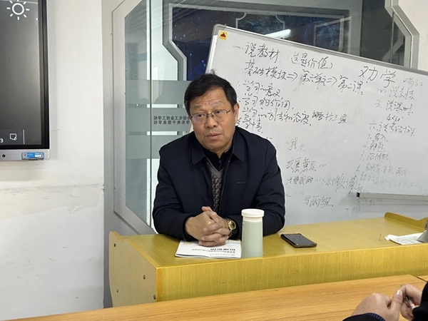多维度培训赋能促提升 全方位凝心聚力促成长 | 九江华东电子信息学校组织教师开展培训（四）