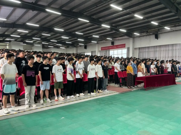 以教育家精神铸魂强师 谱写教育强国建设华章 | 九江华东电子信息学校隆重举行教师节系列庆祝活动